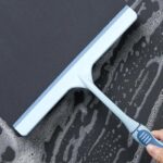Magnetic Plastic Glass Cleaner - Image 2