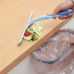 Magnetic Plastic Glass Cleaner - Image 3